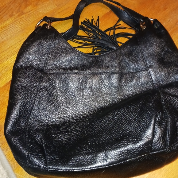 Beautiful ladies Michael Kors purse - Picture 3 of 6